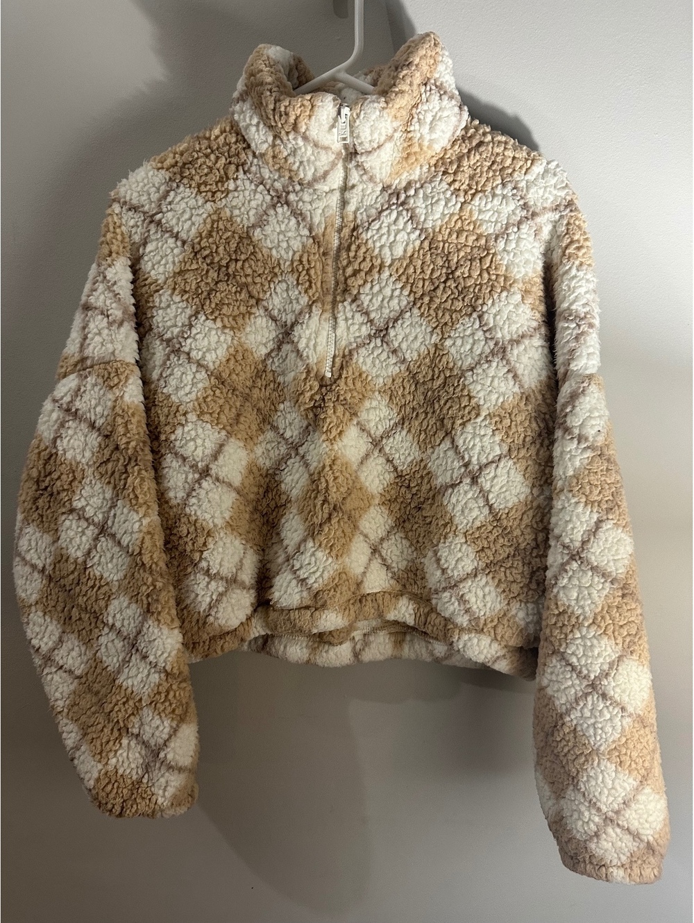 Hollister zip Sherpa teddy fleece cozy jacket pullover tan, cream diamond plush